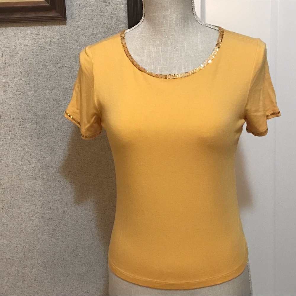 City Girl Nancy Bolen Dark Yellow Sequin Trim Short Sleeve Tee Top Size P/S